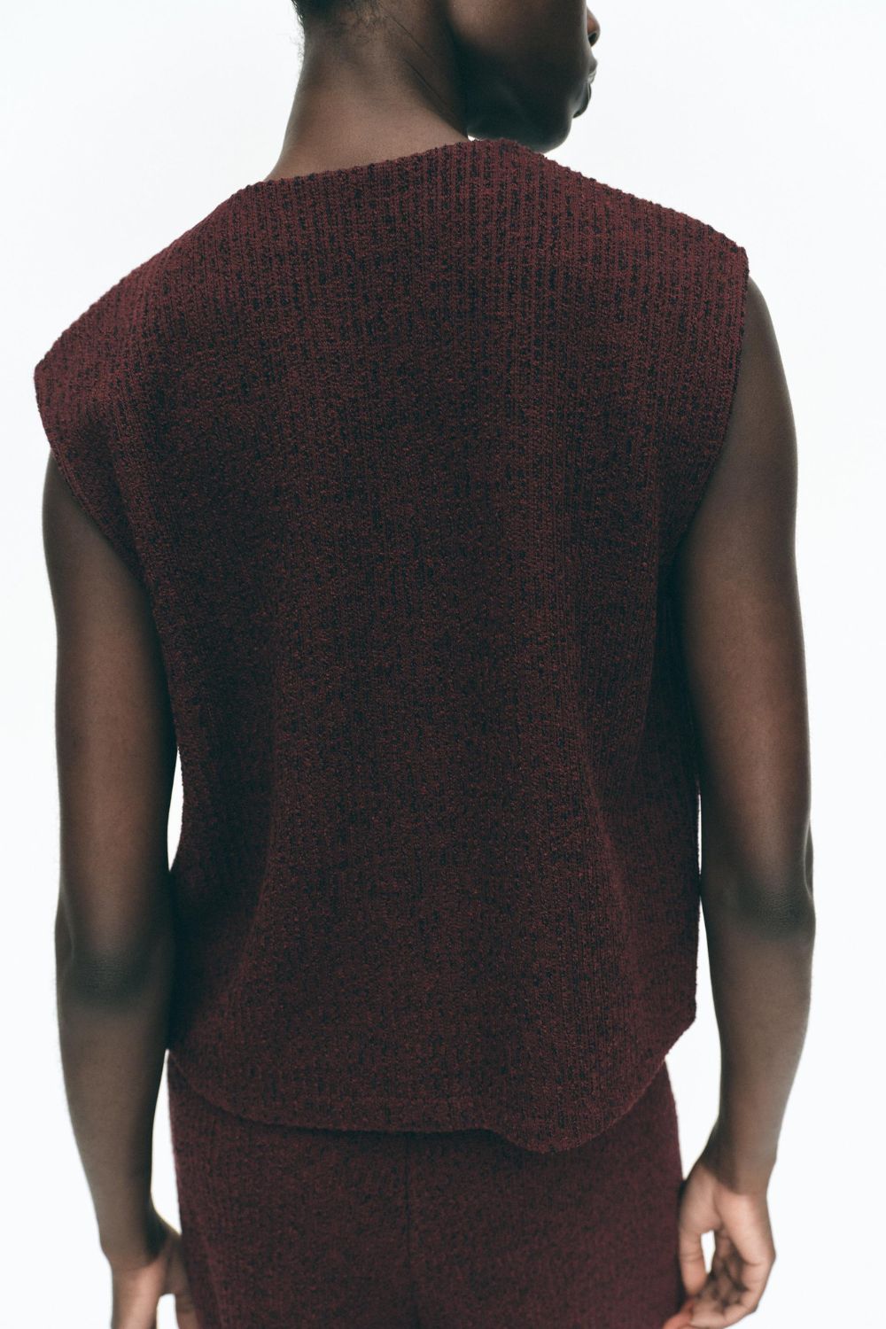TEXTURED BUTTON WAISTCOAT TOP