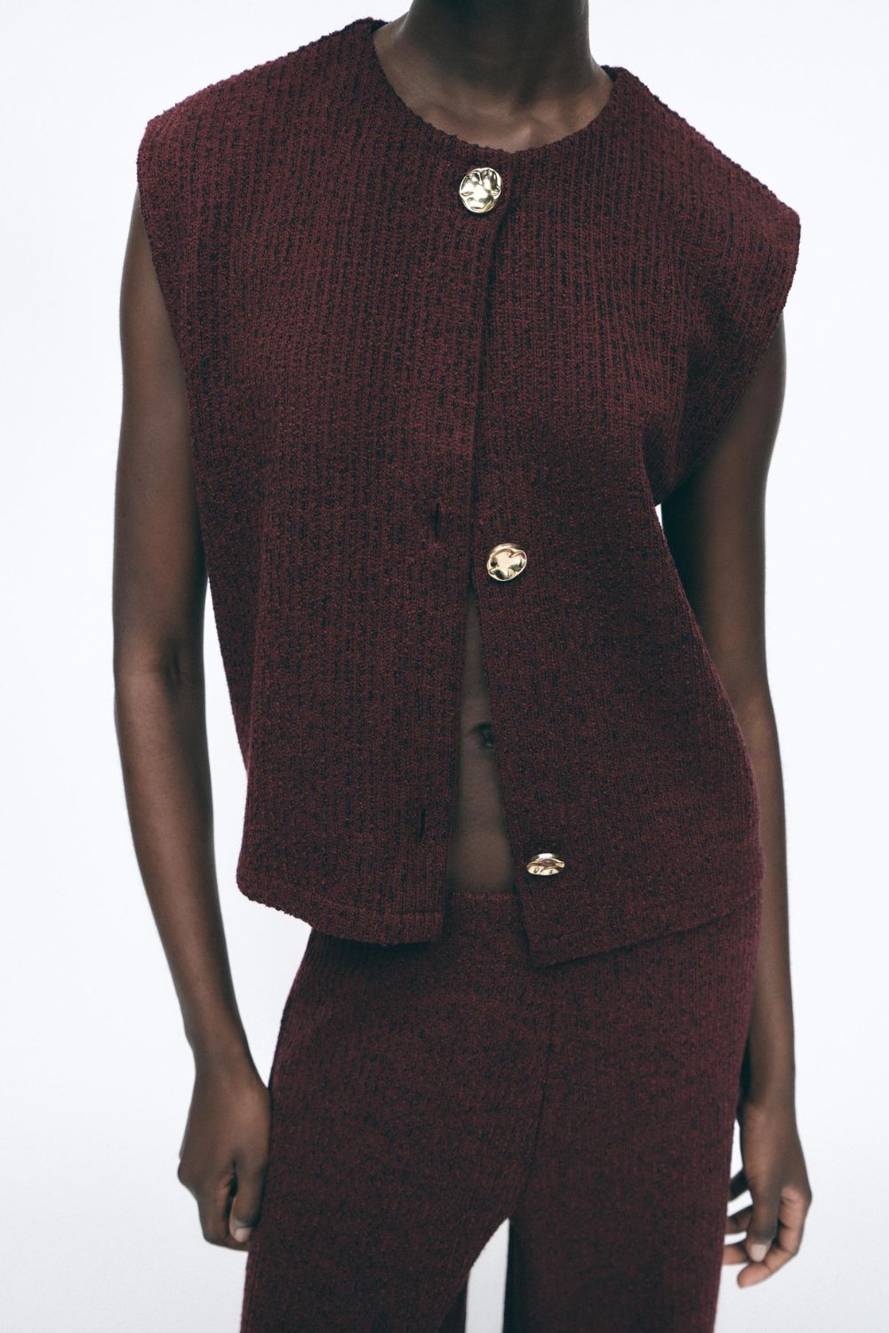 TEXTURED BUTTON WAISTCOAT TOP